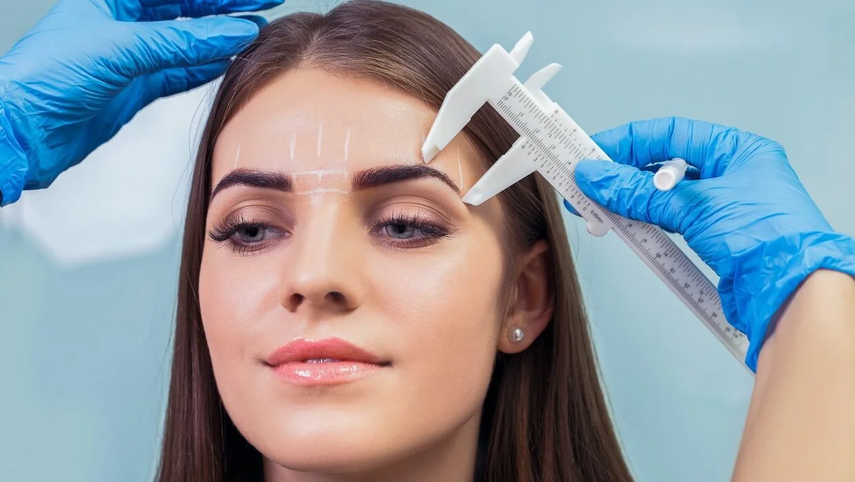 melhores cursos de design de sobrancelhas online