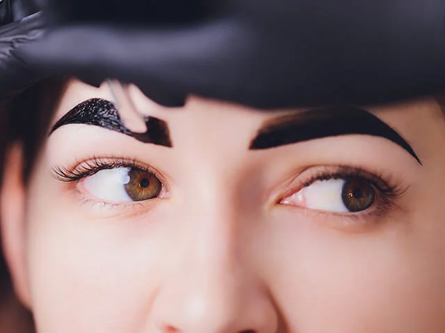 Vantagens de fazer Sobrancelha de henna