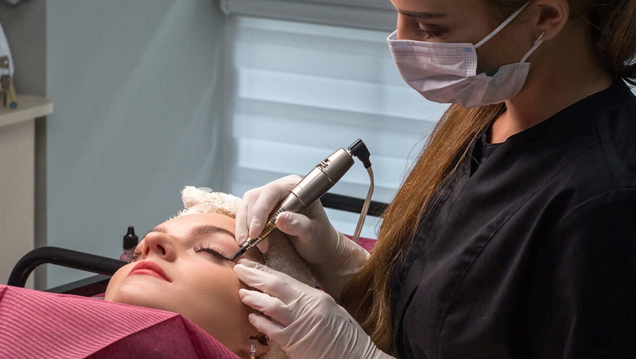 Micropigmentação dos olhos